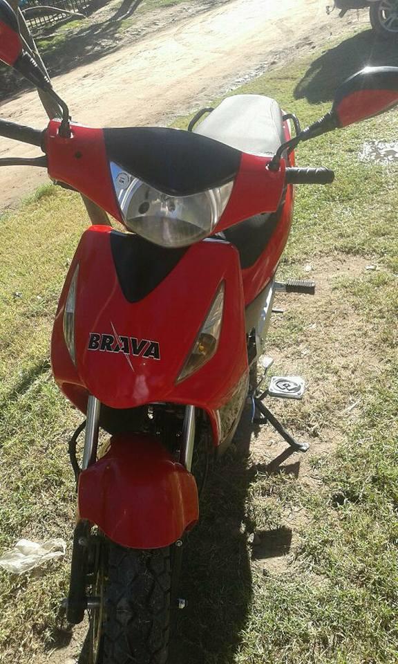 Vendo moto 125 brava