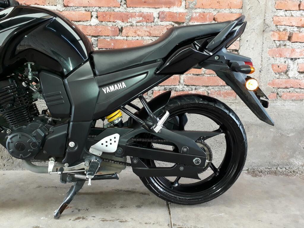 Moto Yamaha Fz 2014