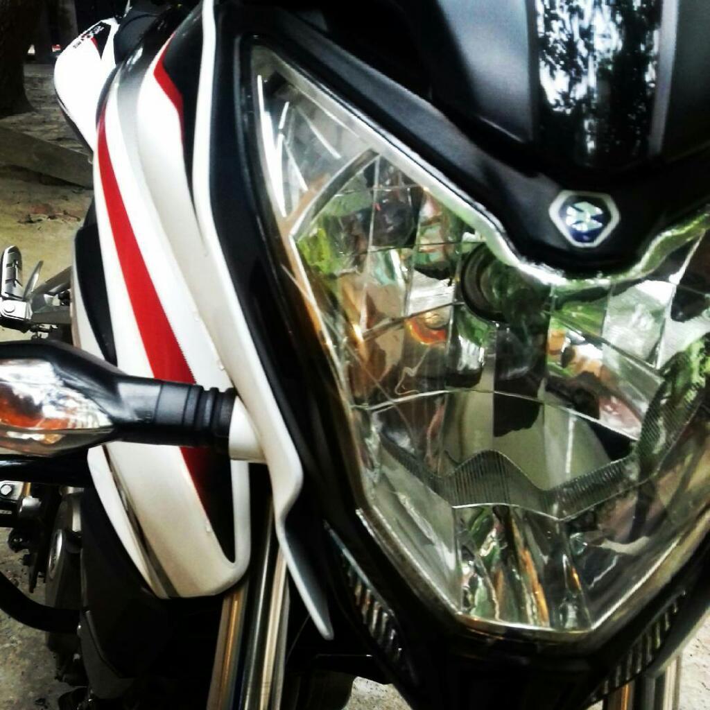 Bajaj Rouser 200ns 2015