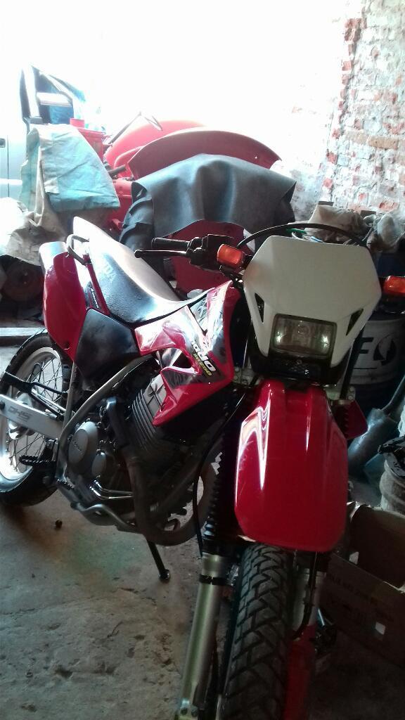 Vendo Honda Tornado Md11