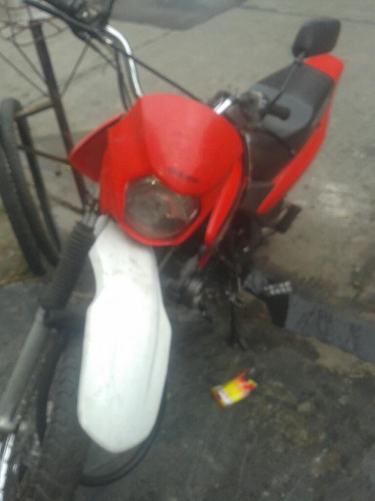 Vendo Moto Honda Nx Lindo Veiculo