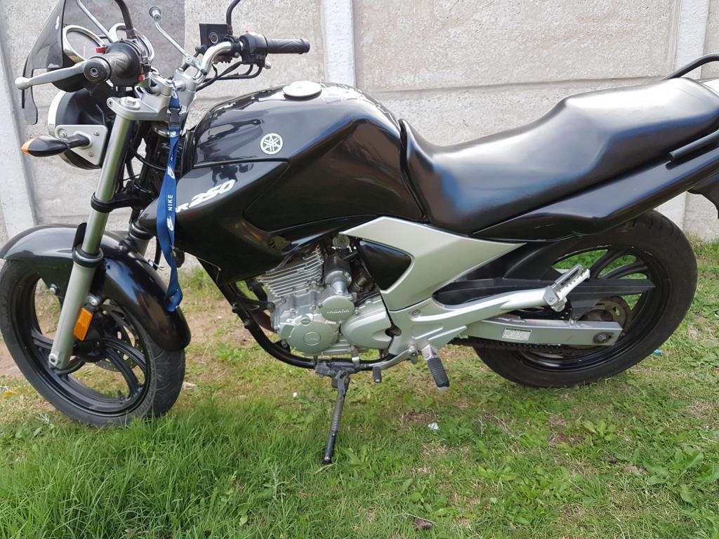 Vendo o permuto por TORNADO ybr 250 mod 2010 tel.2392 521113