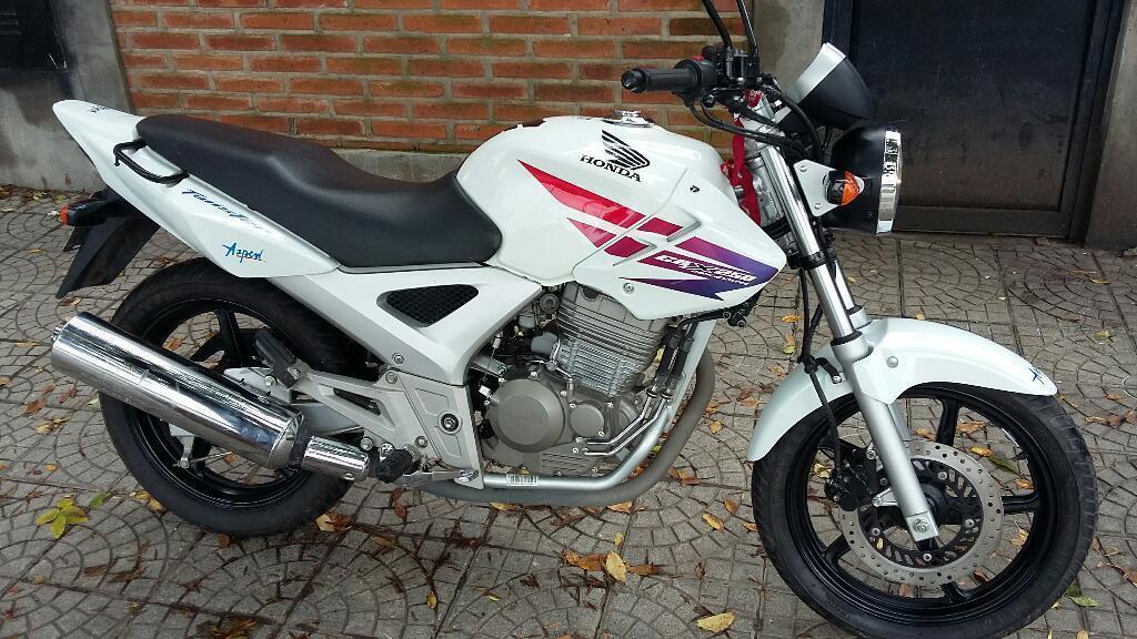 Honda Twister 250 2012 Impecable