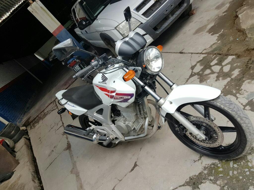 Vendo Honda Twister 2013