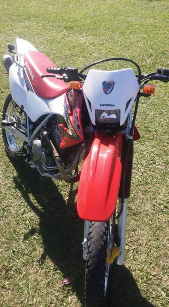 Vendo Honda Tornado