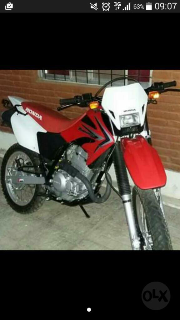 Vendo Permuto Honda Tornado 2015