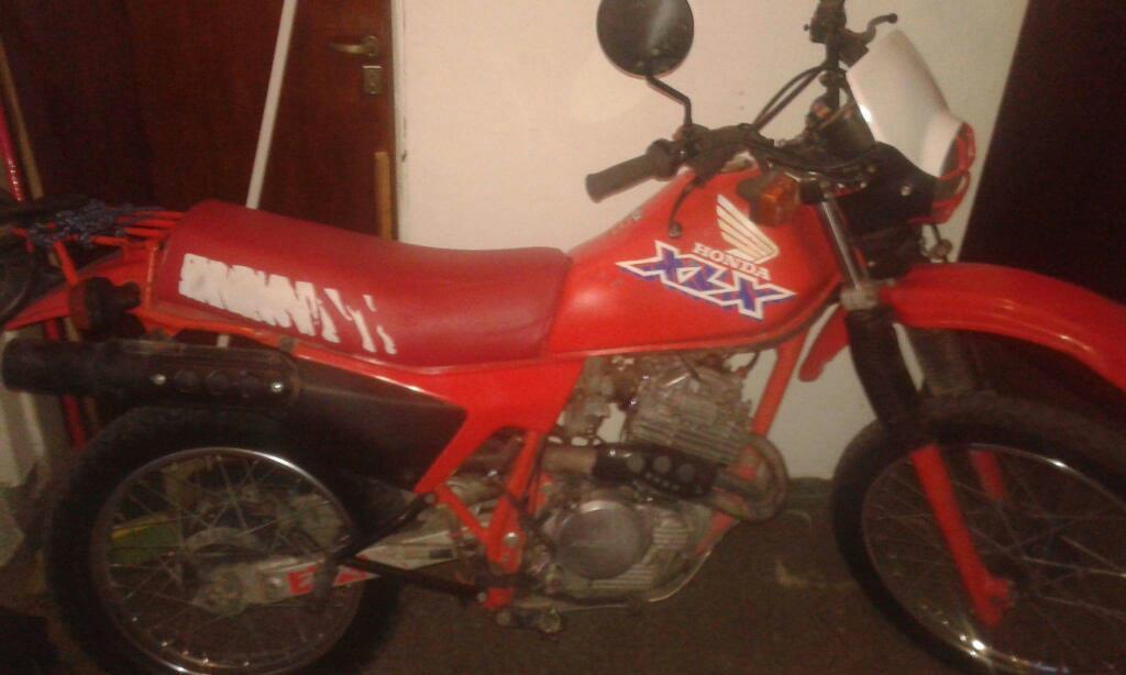 Vendo Honda 250