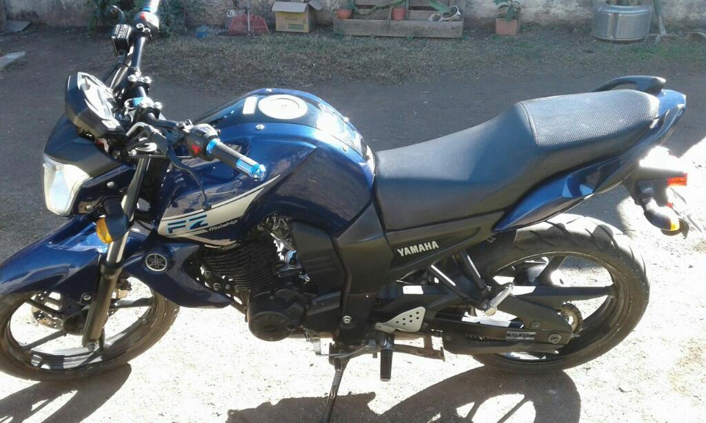 Vendo O Permuto Yamaha Fz 16 Que Ofrecen