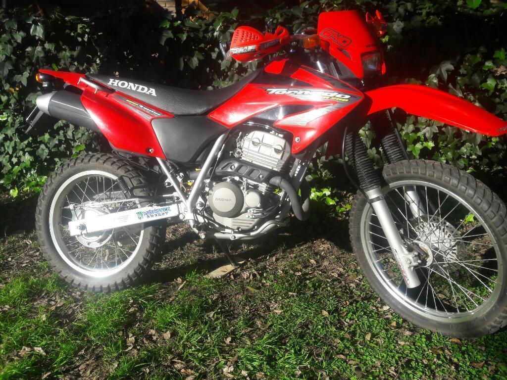 Honda Tornado 2014 Impecable 6000 Km Muy Muy Nueba Permutaria