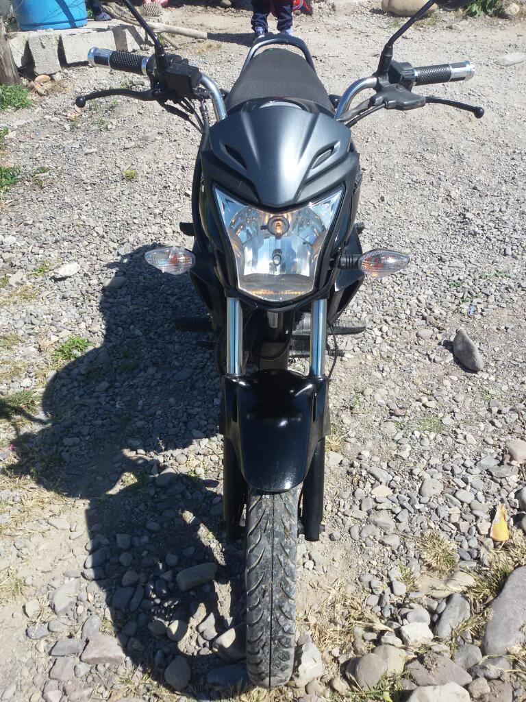 Honda Invicta 2014