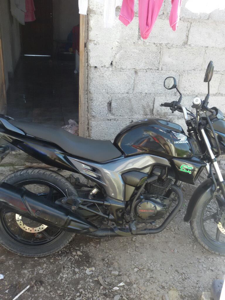 Honda Invicta 2014