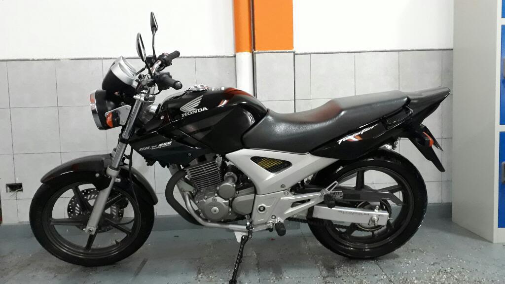 Honda Twister 250c 6000km Recibo Moto