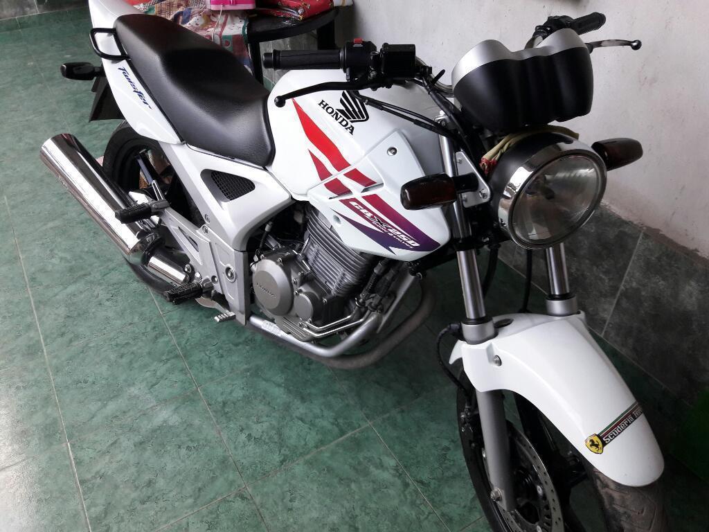 Vende Titular Honda Twister