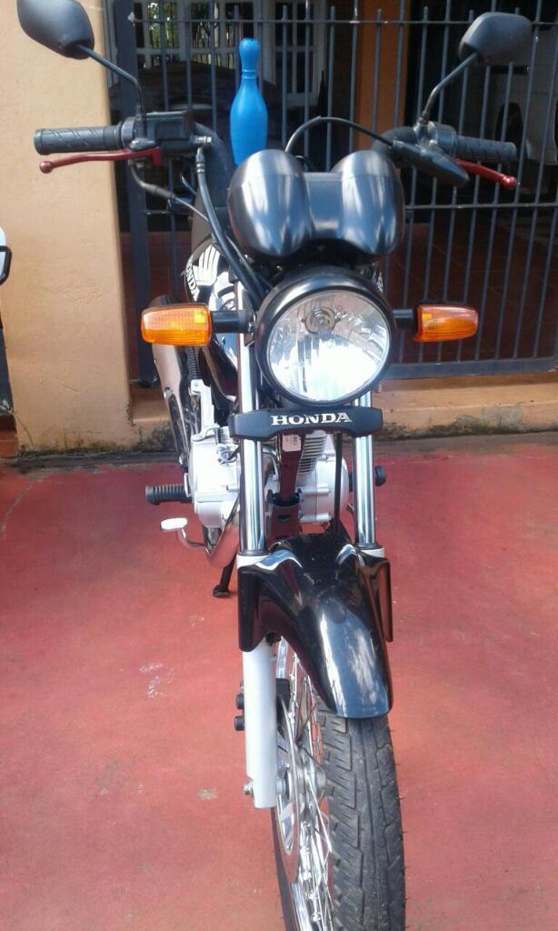 Vendo Titan Impecable