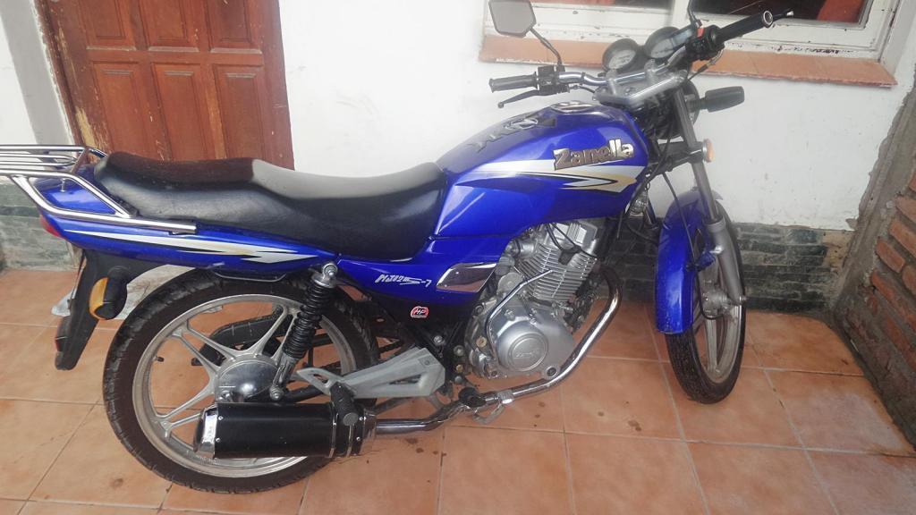 Vendo o permuto Zanella hj1257