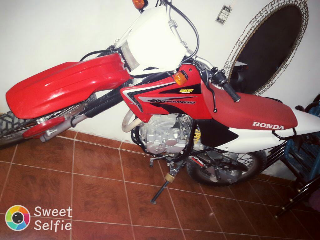 Vendo O Permuto por Auto