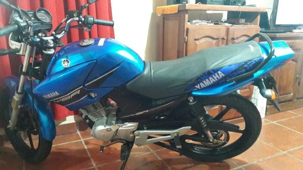 Yamaha YBR 2016 c/Alarma