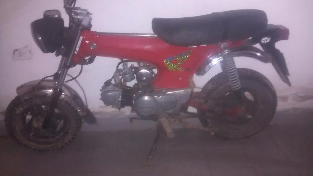 Vendo Honda Dax Anda Muy Bien