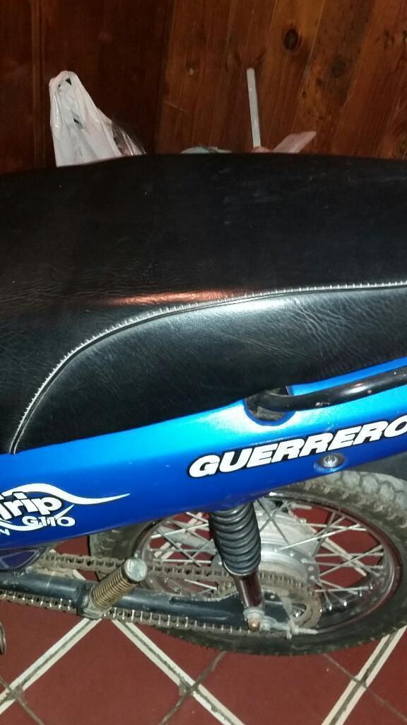 Vendo Moto Guerrero