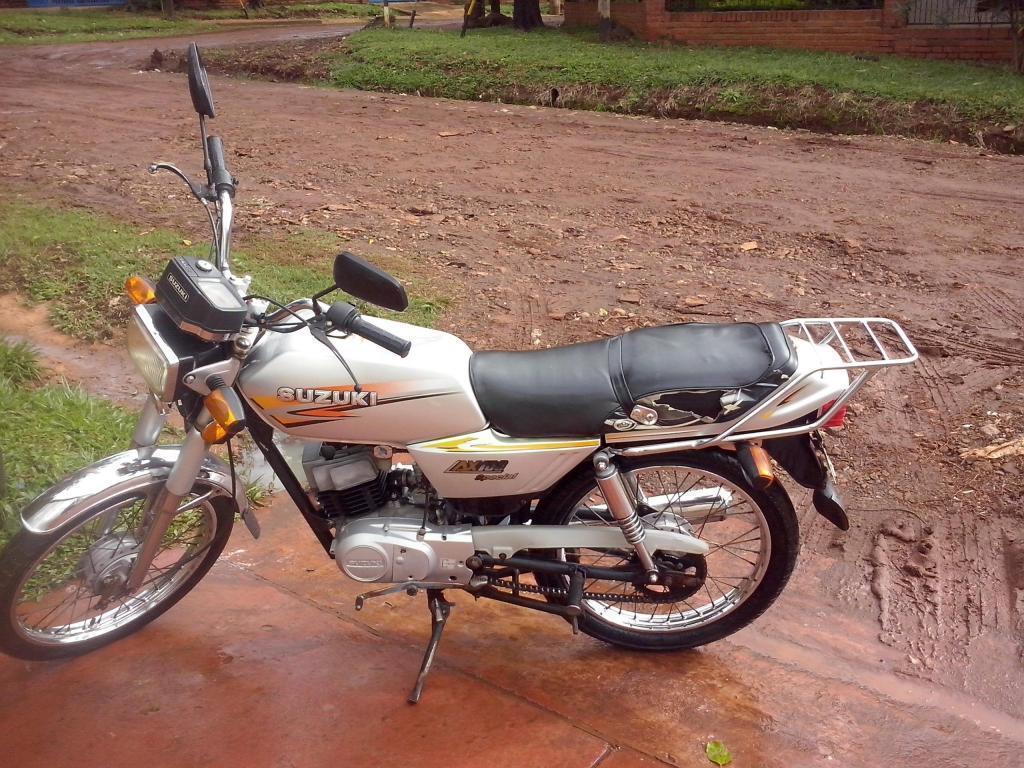 Suzuki AX100