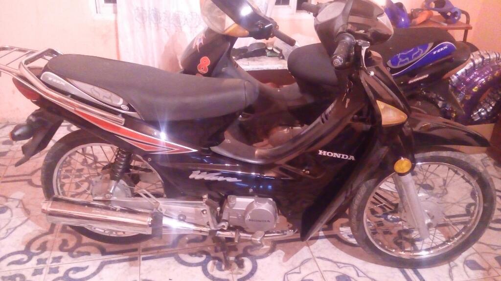 Vendo O Permuto Flamante Honda Wave