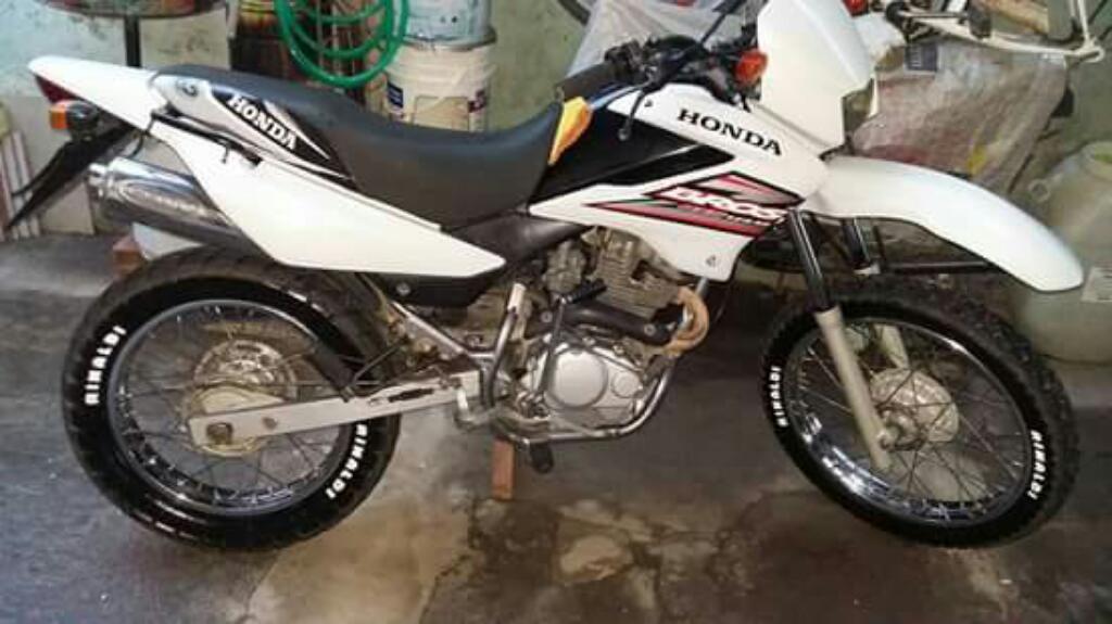 Vendo Honda Bros 2008 Exelente Estado