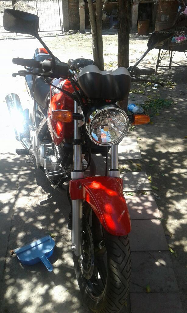 Vendo Honda Twitter 250/15