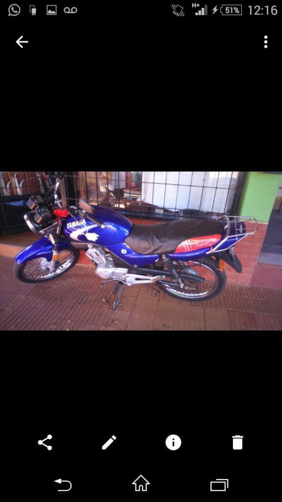 Vendo moto yamaha