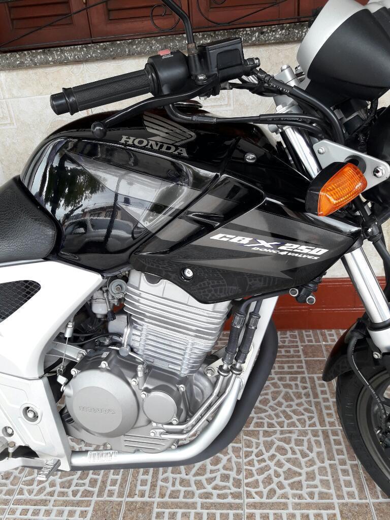 Honda Twister 250 con 7mil Km Rbo Motos