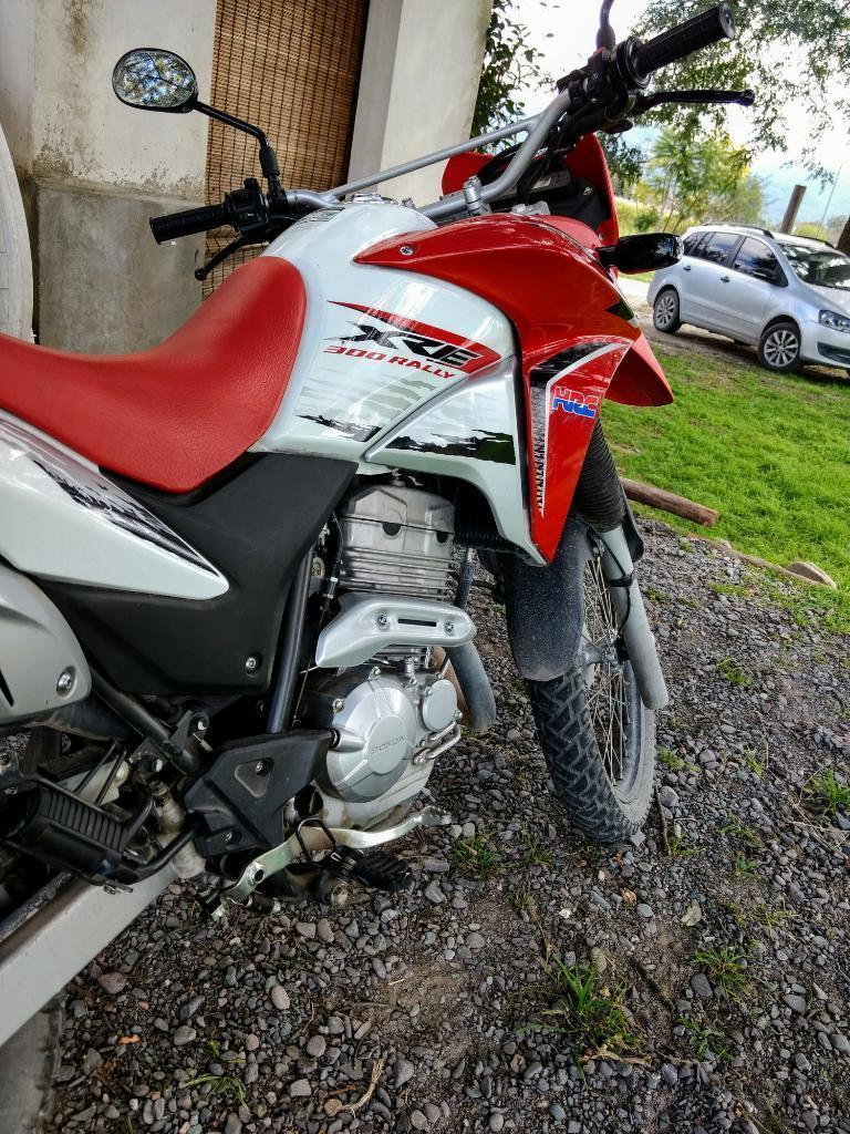 Honda Xre 300 Rally