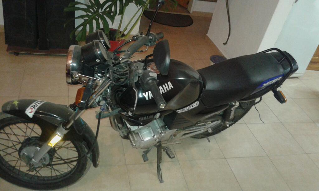 Liquido Esta Yamaha Ybr 15 Mil Se Va