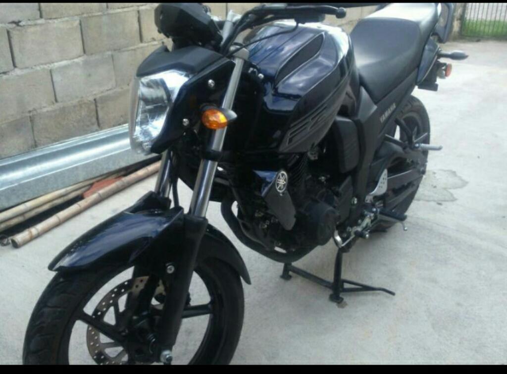 Vendo yamaha fz modelo 2014 2500km