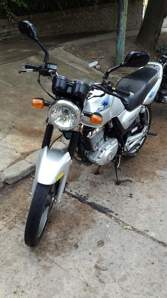 Liquido Suzuki 125 en Hermoso Estado