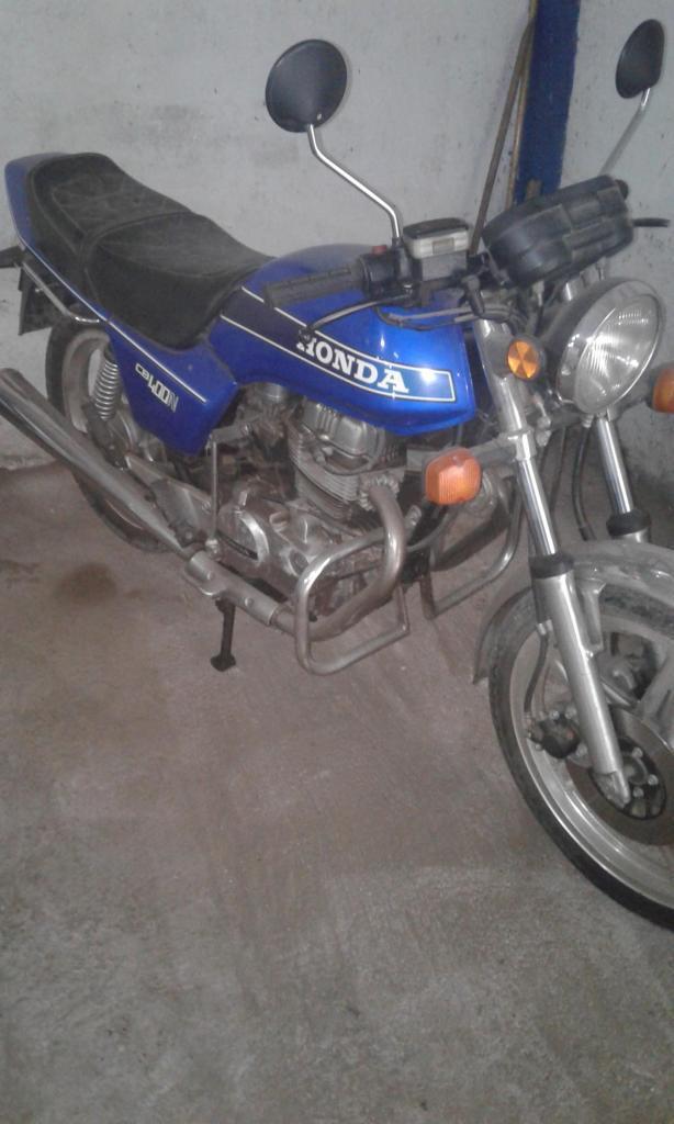 Honda 400 modelo 82