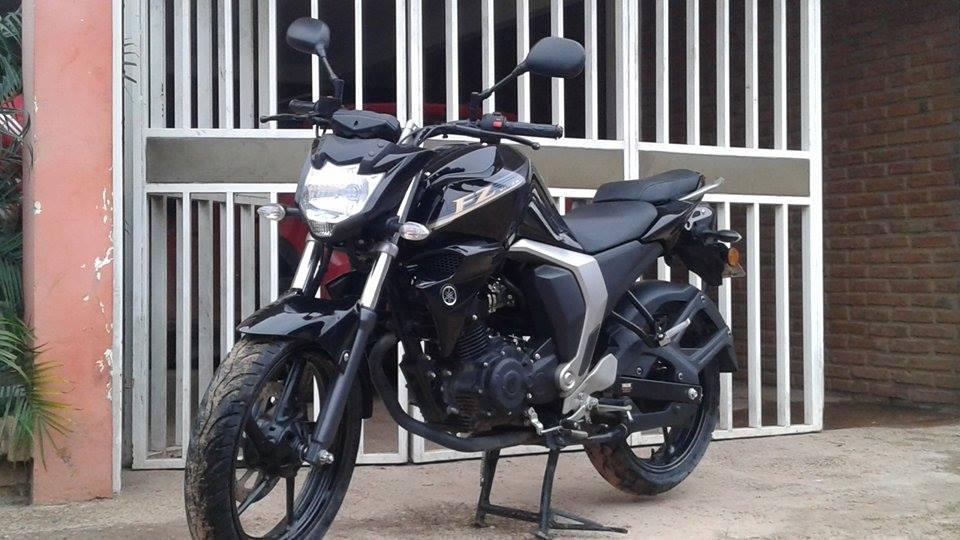 vendo flamante FZ 2015 unico dueño con tan solo 3.000 km