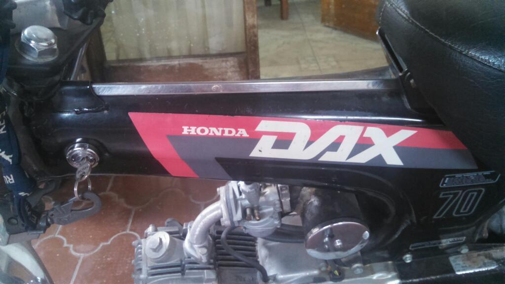 Vendo Permuto Honda Dax Japonesa 1993