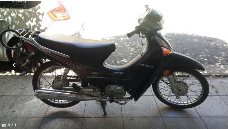 HONDA WAVE 2012 8200KM