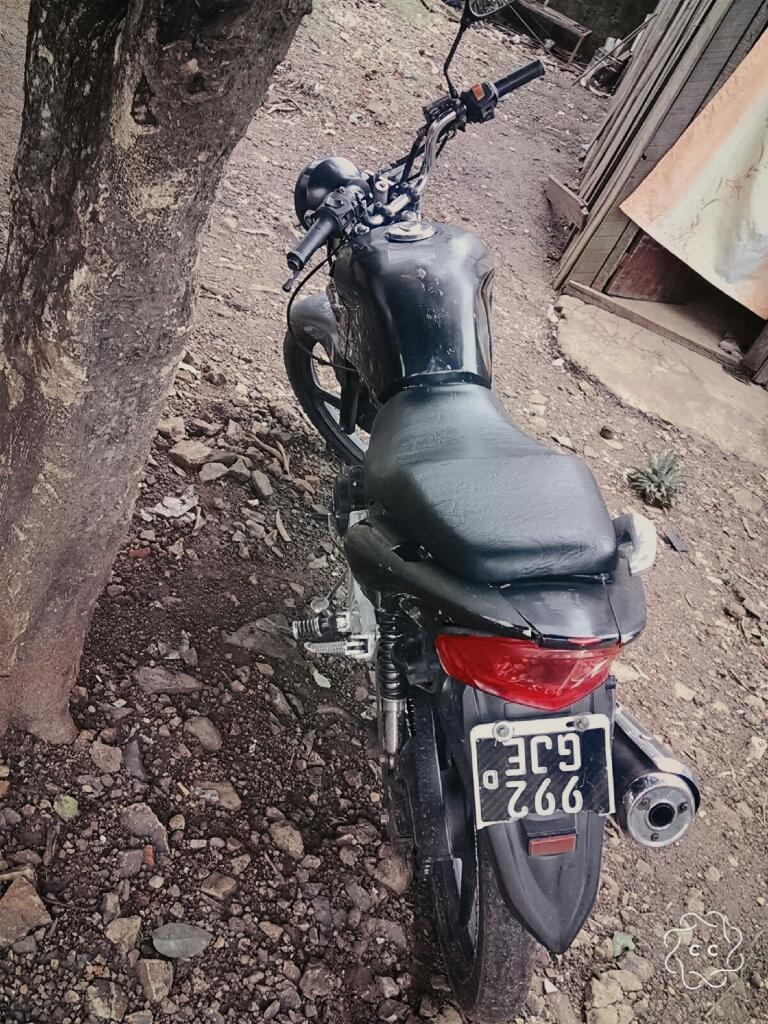 Vendo Moto Brava 150