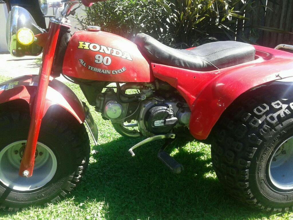Triciclo Honda Atc 90
