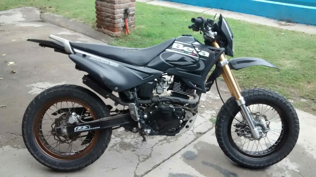 Beta Motard 200 Cc, Soy Titular
