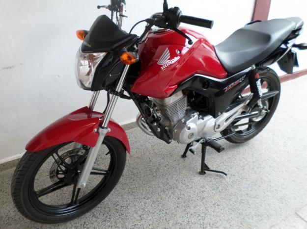 Vendo Honda 150 CG Titan2016