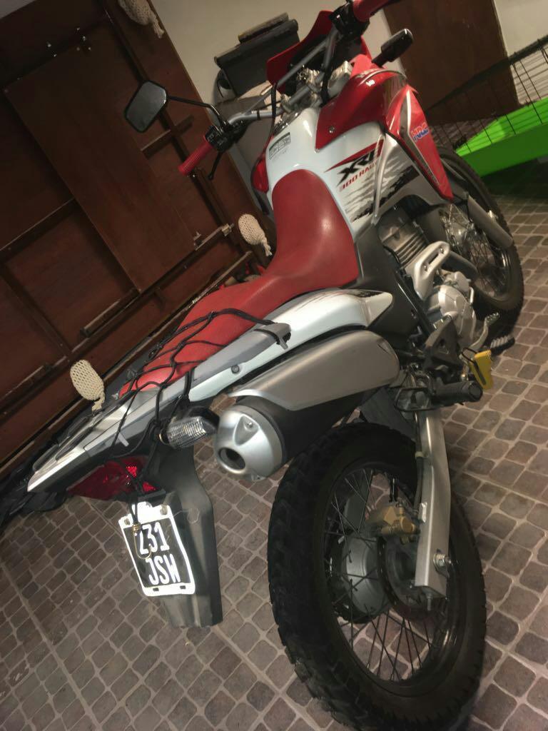 Vendo Honda Rraly 300