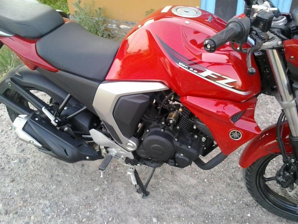 UNICO DUEÑO IGUAL A OKM VENDO YAMAHA FZ F12.0 INYECCION TITULAR