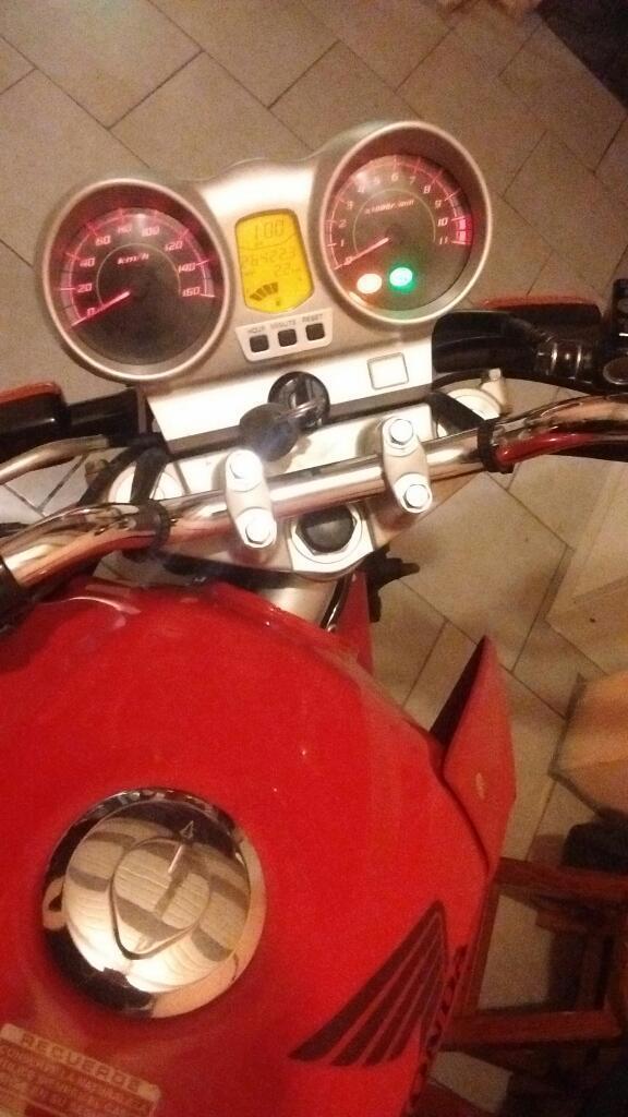 Vendo Cbx 250 Hermosa 08 Firmado