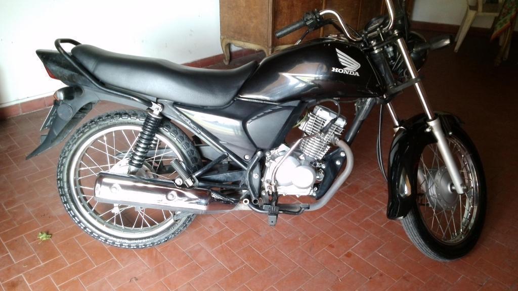 Honda Cb1 125 Igual a 0km Tomo moto menor o mayor valor