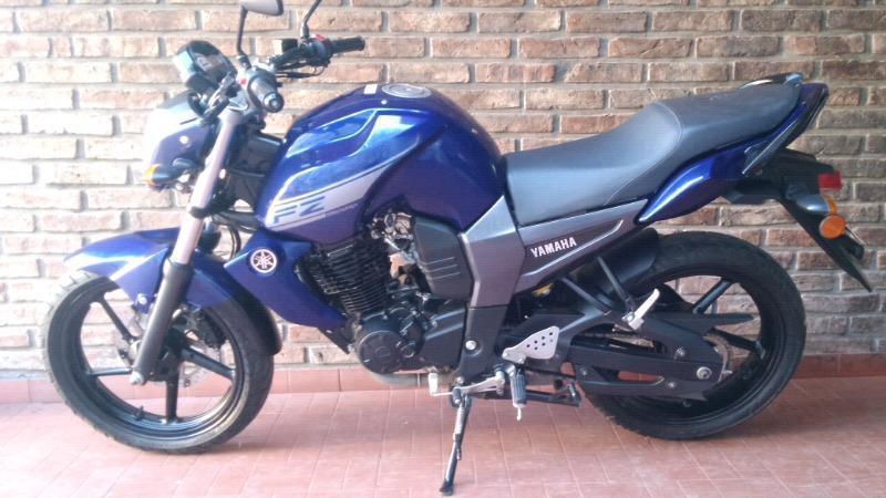 Yamaha Fz 16 Inmaculada Tomo moto menor o mayor valor