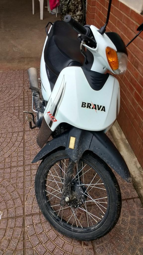 Moto Nevada Brava ..modelo 2016