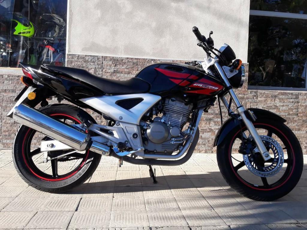 Honda Twister 250 Modelo 2013 Impecable