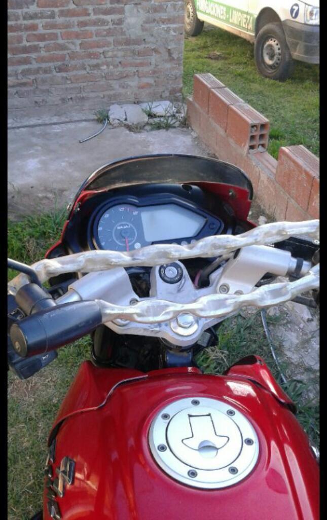 Rouser 220/2010 Vendo Urgente por Viaje