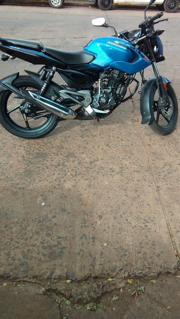 Vendo Rouser Impecable